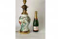 Lampe de table en porcelaine chinoise, 19e Siècle, Famille Rose, laiton