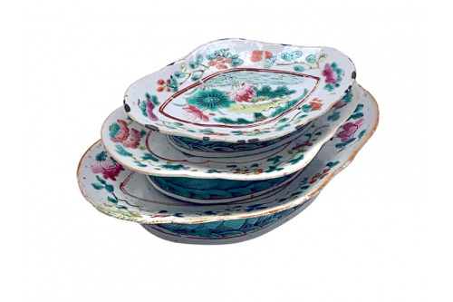 Ensemble de plats Chinois, Famille Rose, XIXe siècle